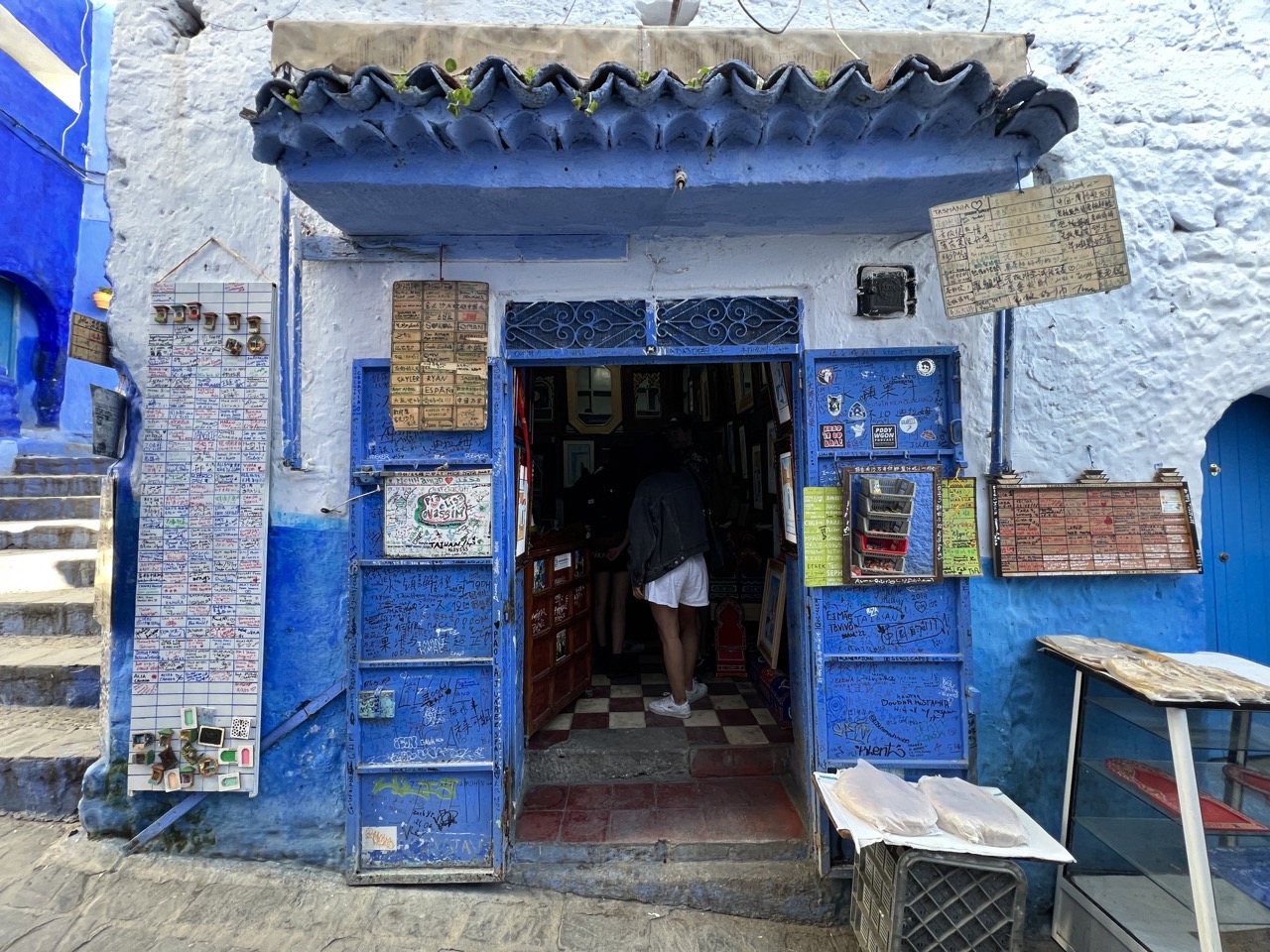 chefchaouen_man